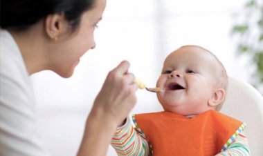 12 Nutritious tips for feeding your baby.